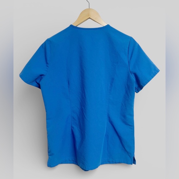 Figs Casma Scrub Top 3-Pocket Royal Blue Size Medium - Picture 6 of 9